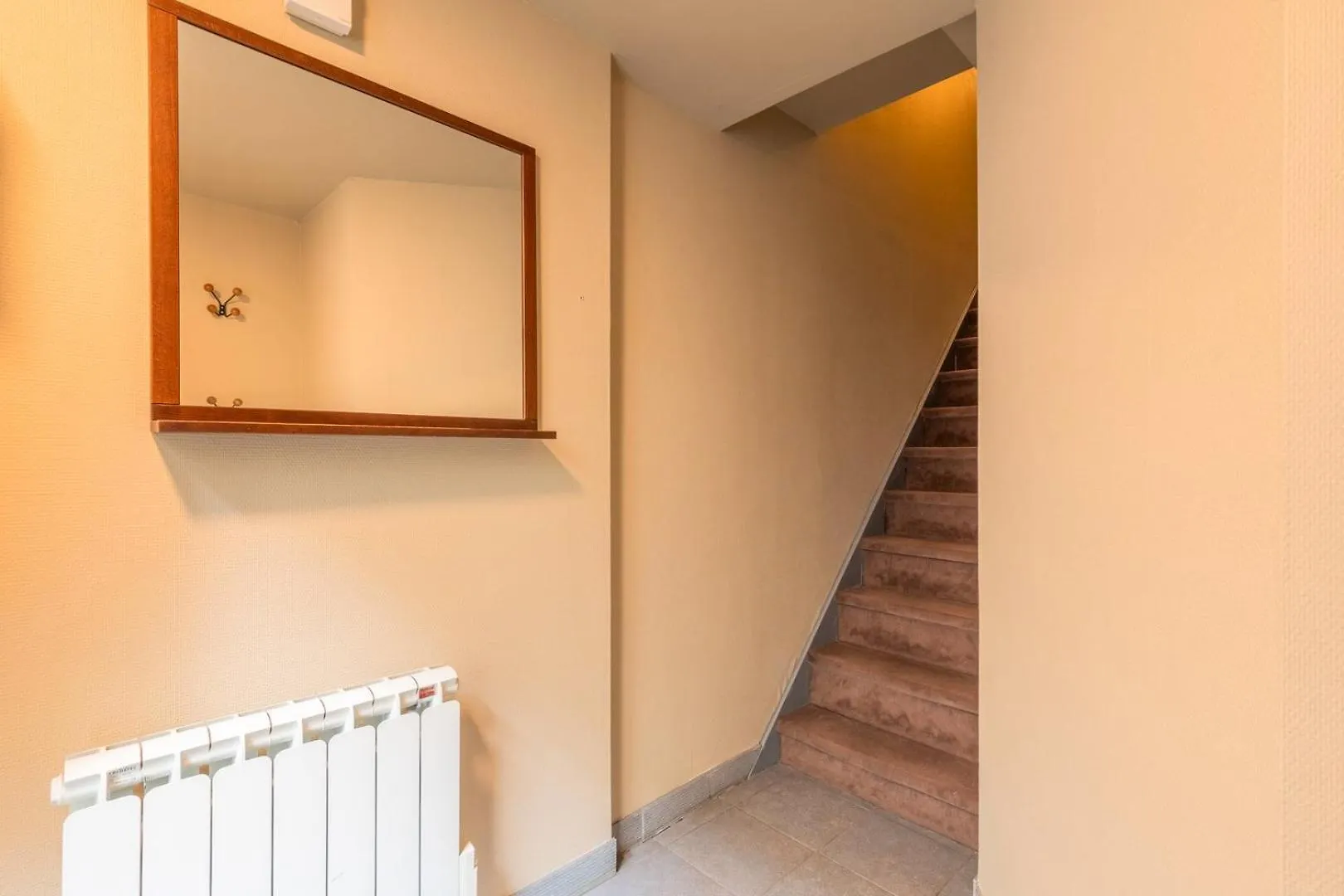 Appart 2 Chambres Proche Vieux Lille, Avec Parking 0*, Lille