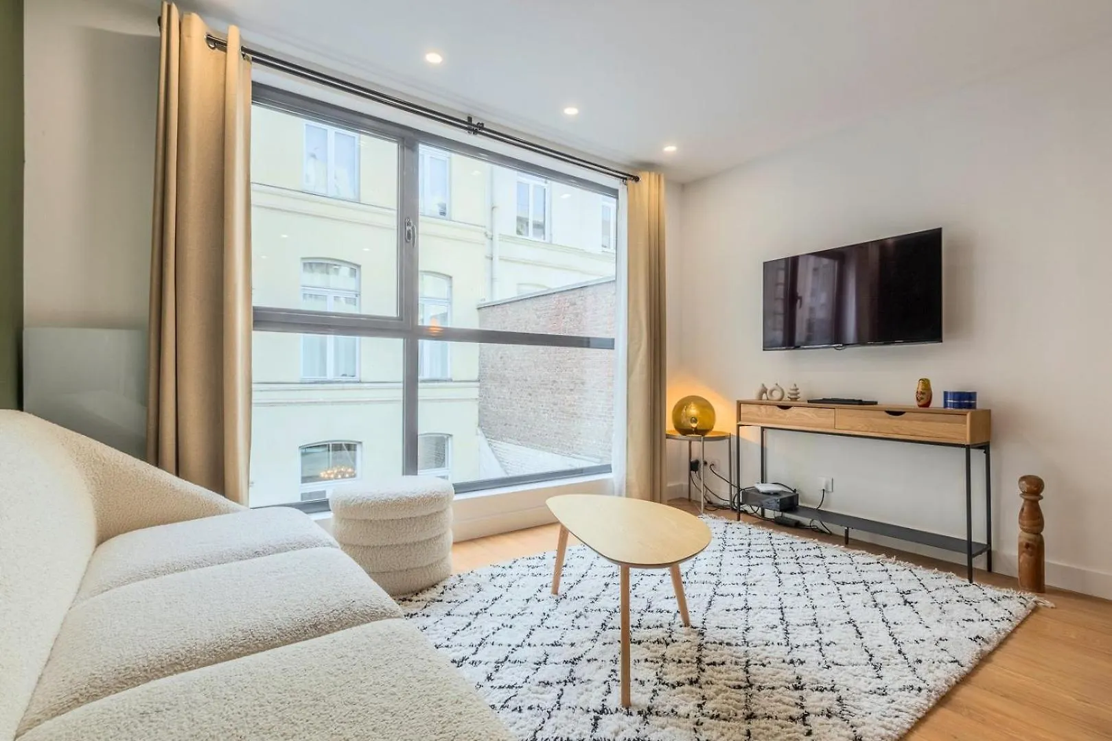 Apartment Appart 2 Chambres Proche Vieux Lille, Avec Parking France