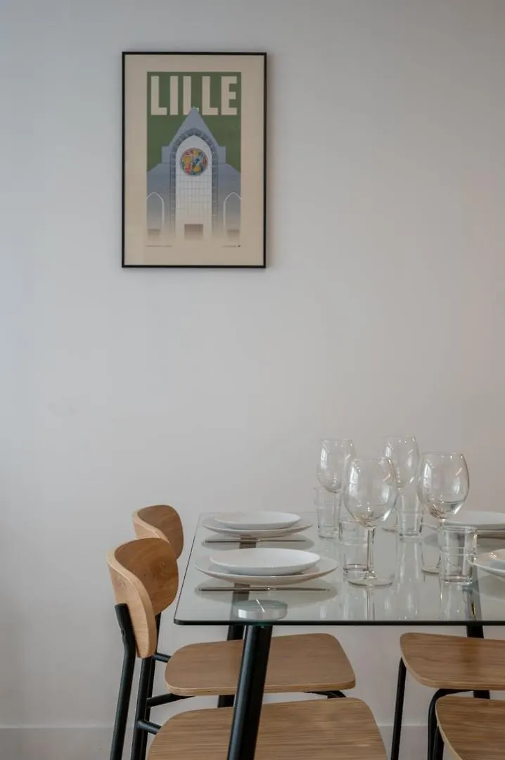 Apartment Appart 2 Chambres Proche Vieux Lille, Avec Parking