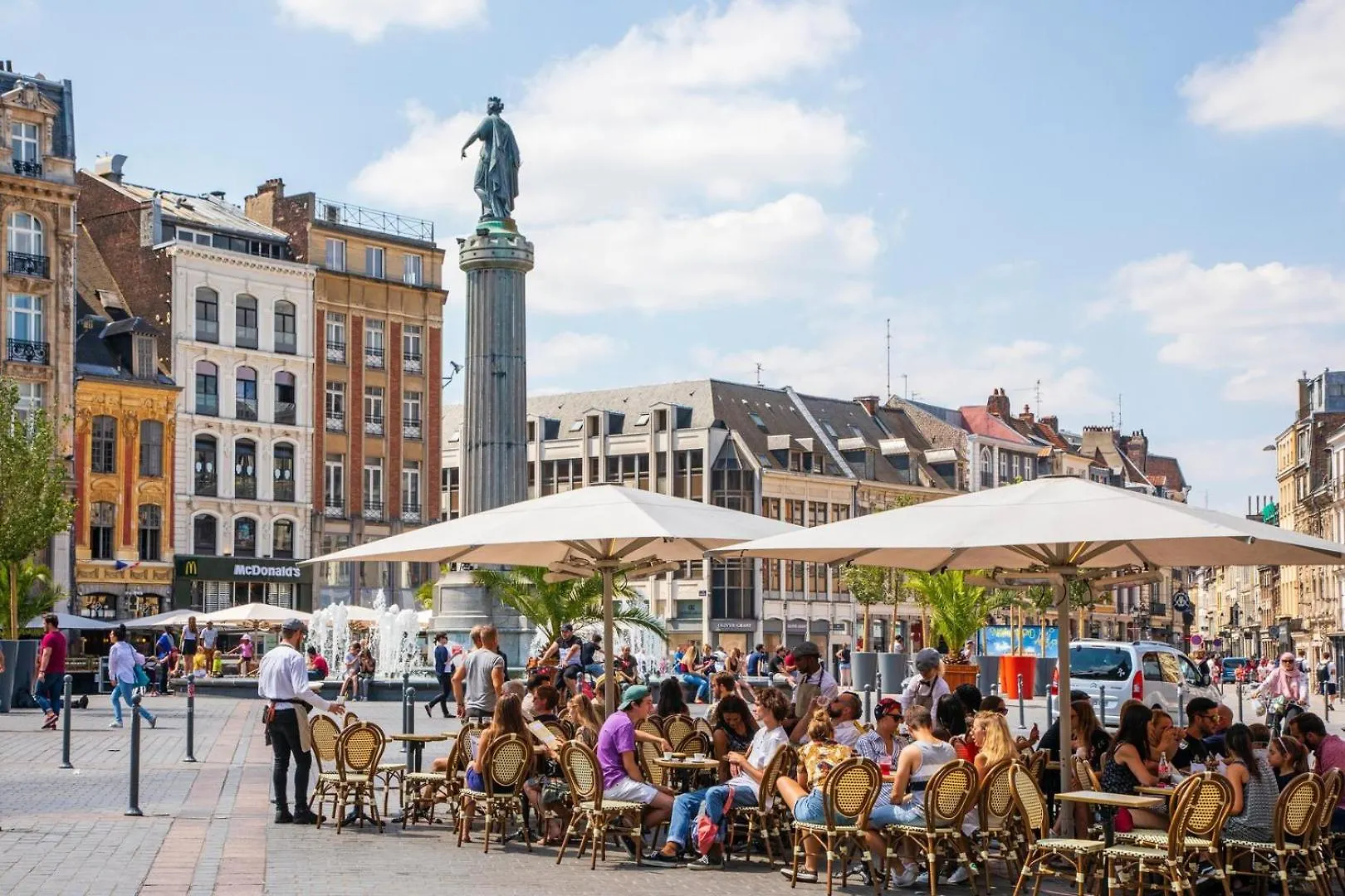 Appart 2 Chambres Proche Vieux Lille, Avec Parking France